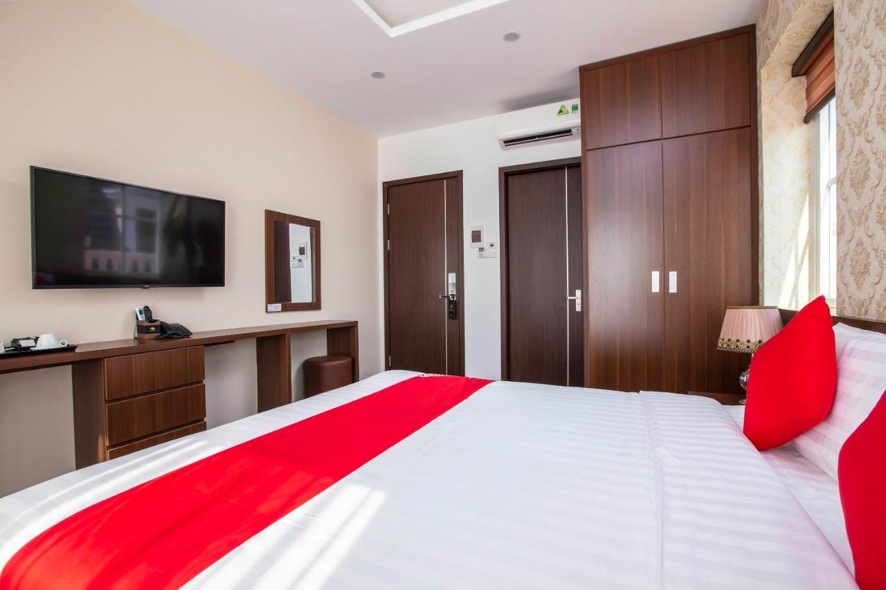 Hoang Long Hotel Ha Long Buitenkant foto