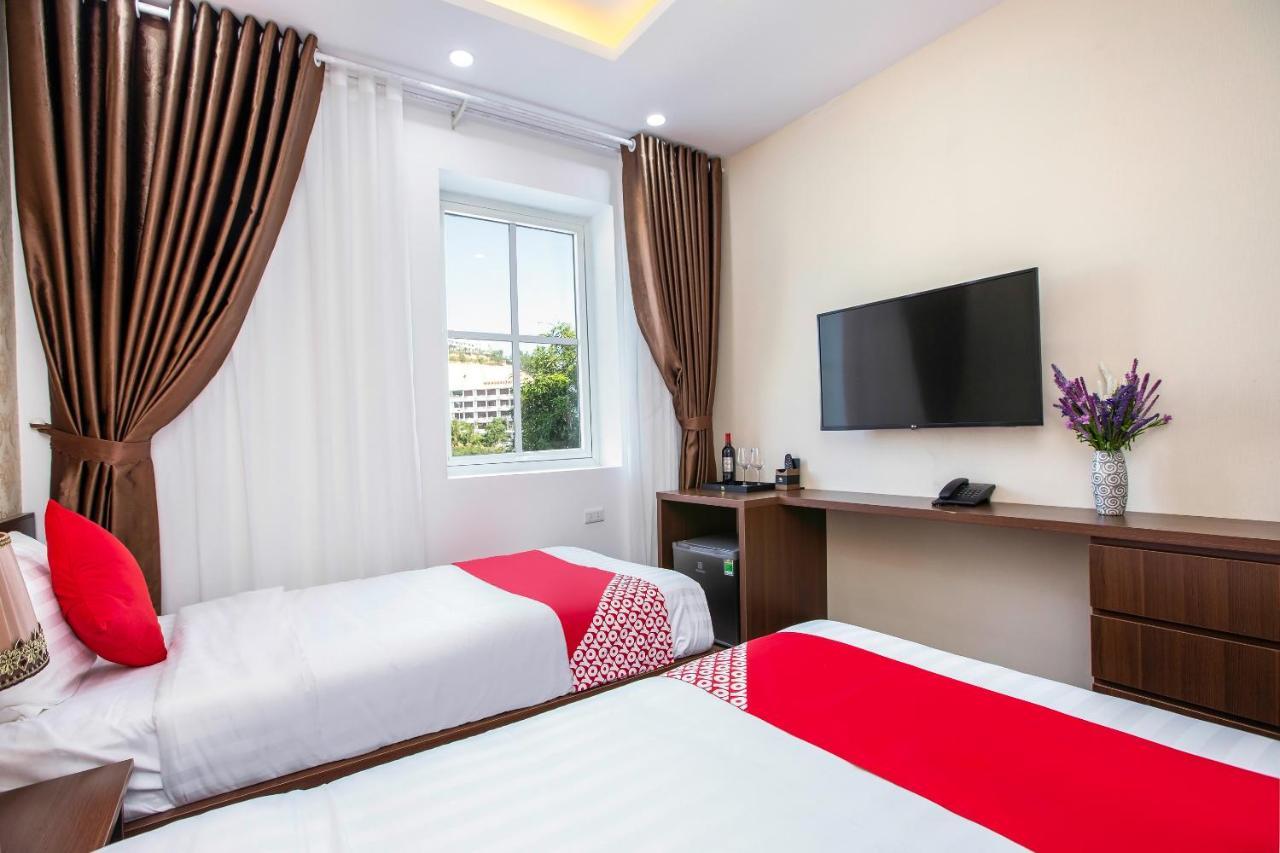 Hoang Long Hotel Ha Long Buitenkant foto